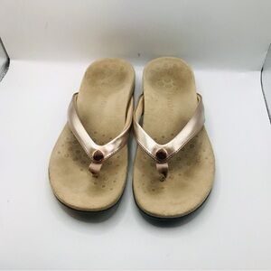 Vionic Women's Metallic Rose Gold Comfort Flip Flops